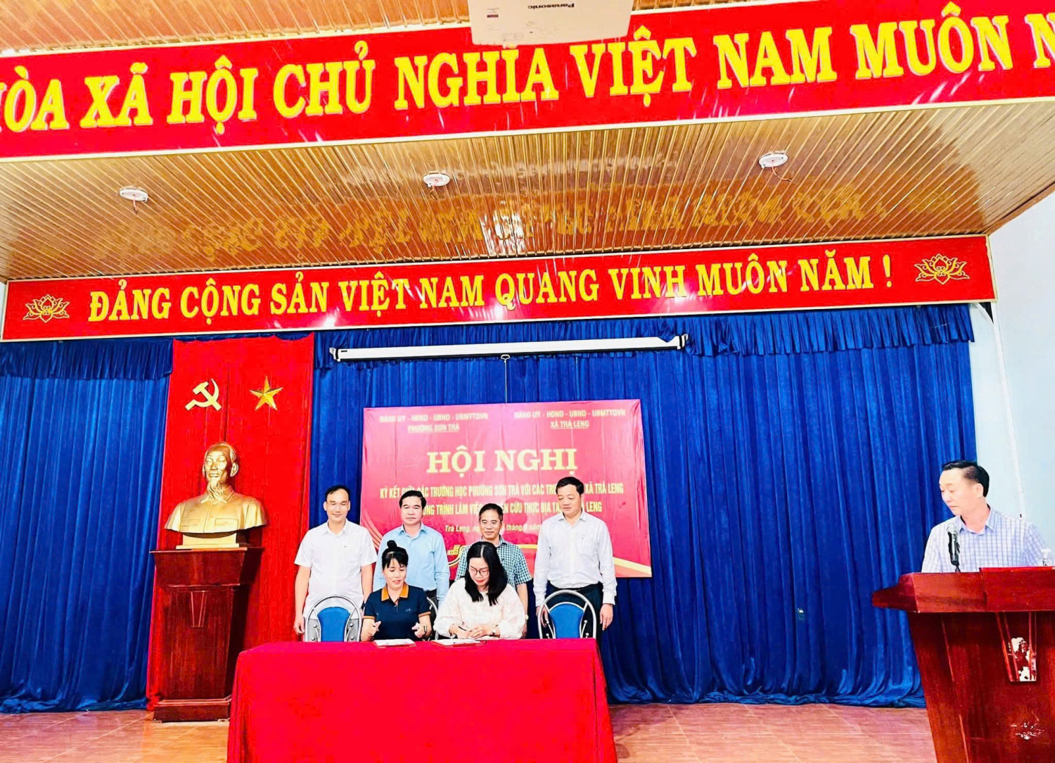 Trường Mầm non Vành Khuyên tham gia chương trình kết nghĩa-hợp tác với trường mẫu giáo Trà Leng 1, xã Trà Leng, thành phố Đà Nẵng