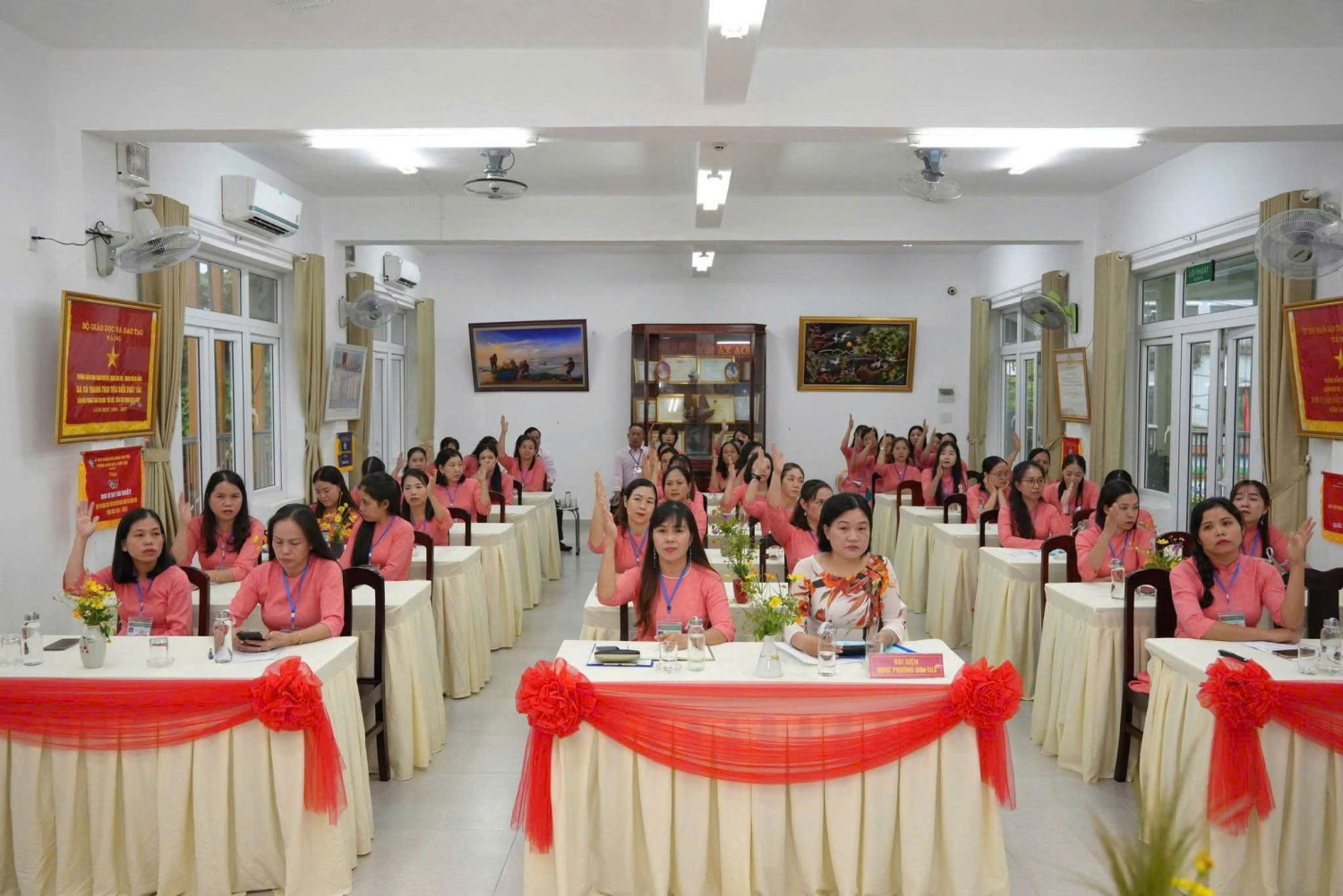 gen h z7131117974487 79c01943e88391ae9de886205342fd76