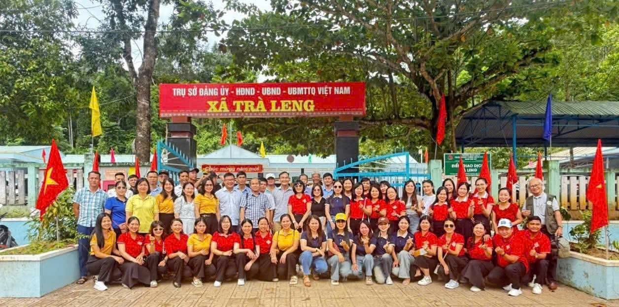 gen n z7088549906652 8015fb84f08eeb8863c5504cfebffb23