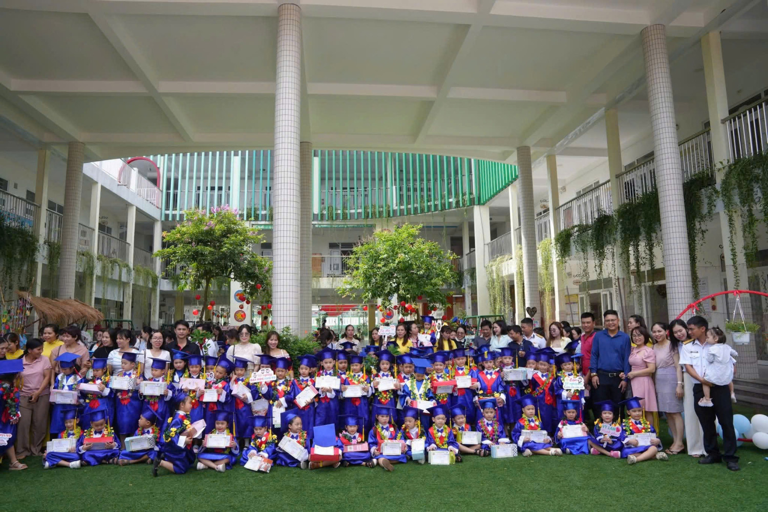 gen h z7287633448688 7f345ebbb0e0e2971c5c7281814d117c