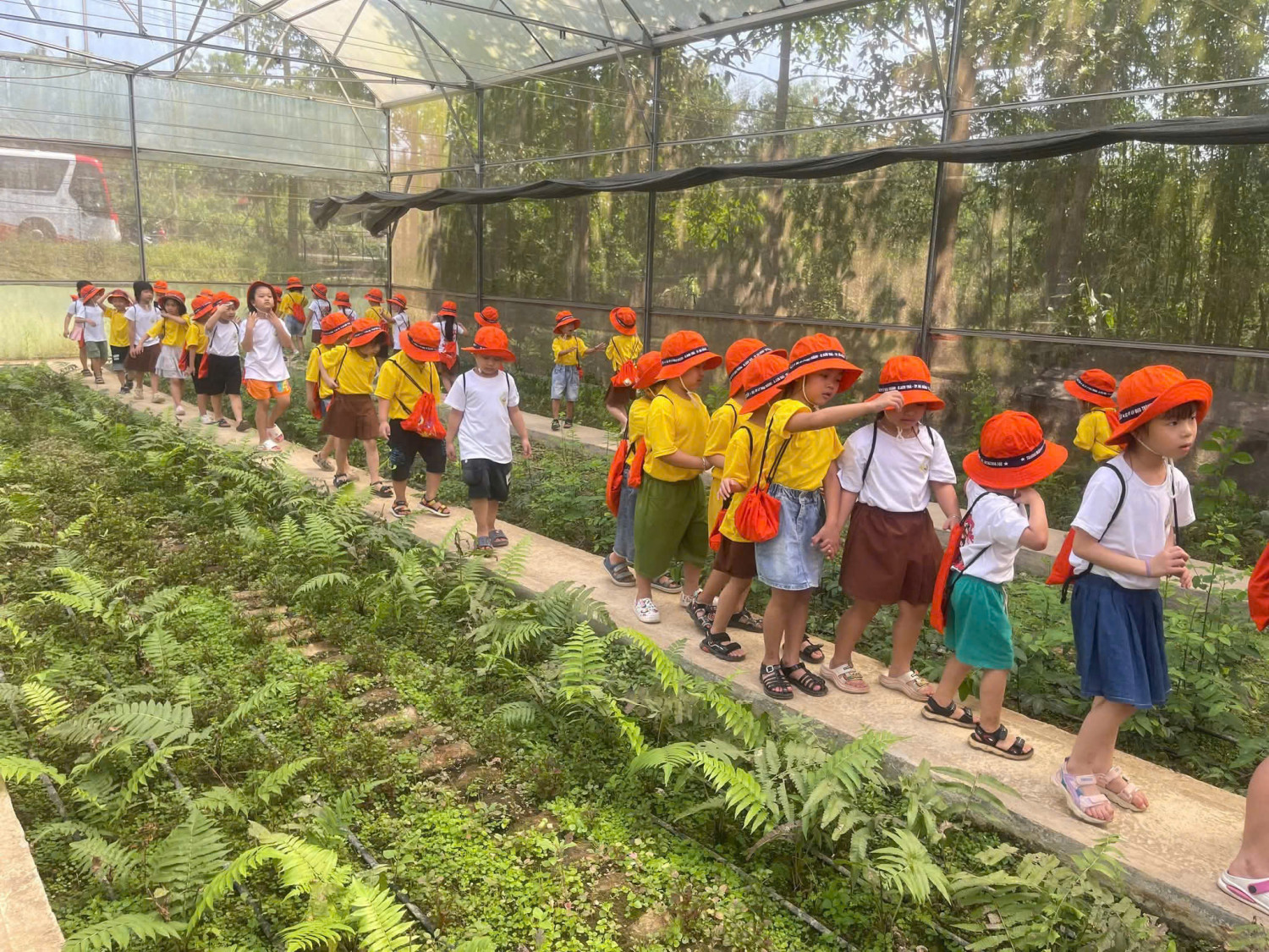 gen h z7290415353351 0c28f8276c5854969468cb8b4547112f