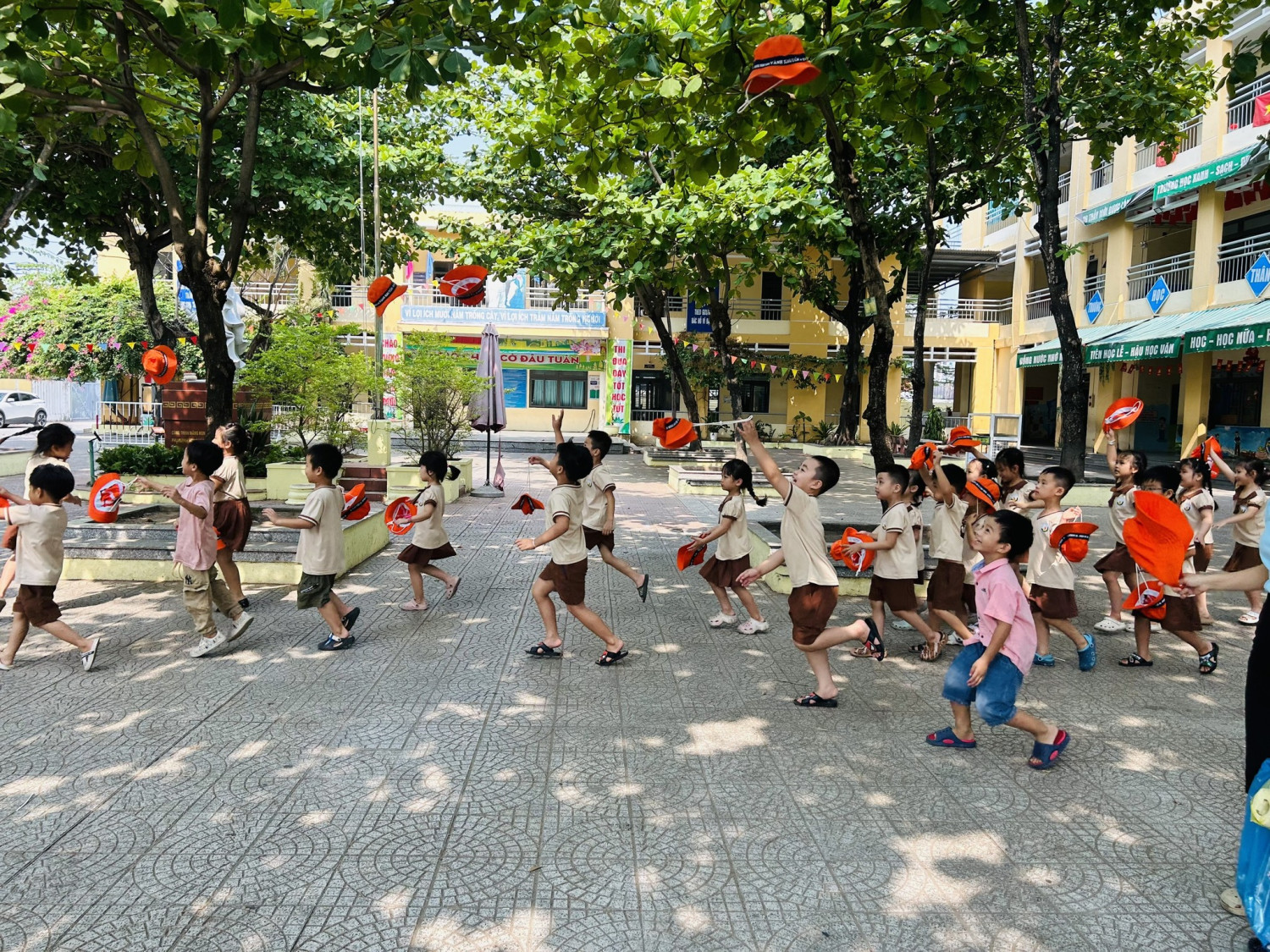 667521237 1495102835737758 1500548787476117756 n